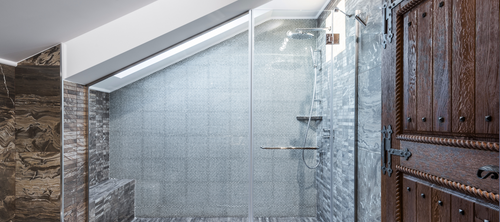 Luksuzna staklena tus kabina sa mozaik plocicama - kvalitetna kupatilska oprema Hiposanit